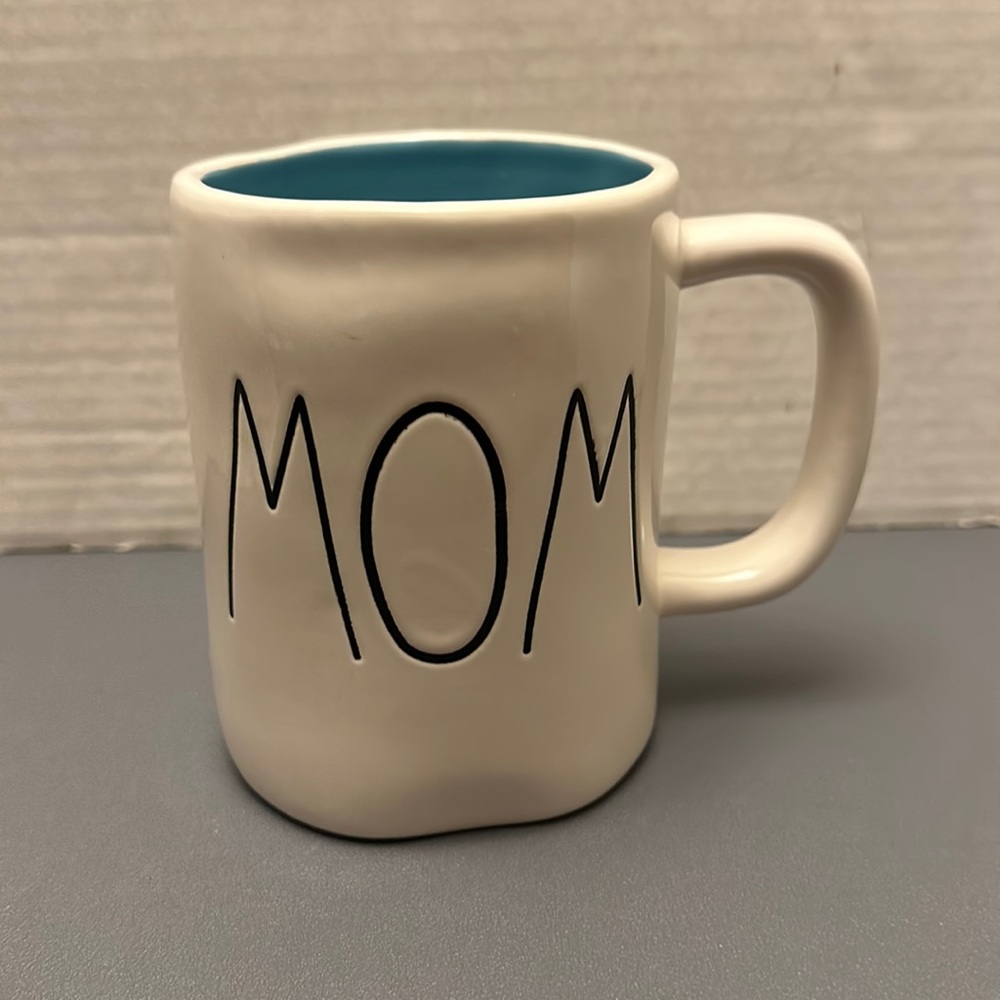 Rea Dunn 'MOM' Mug